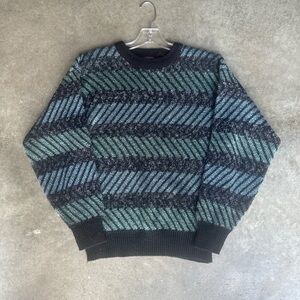 RARE VINTAGE MOHAIR KNITTED MULTIPATTERNED CREWNECK SWEATER